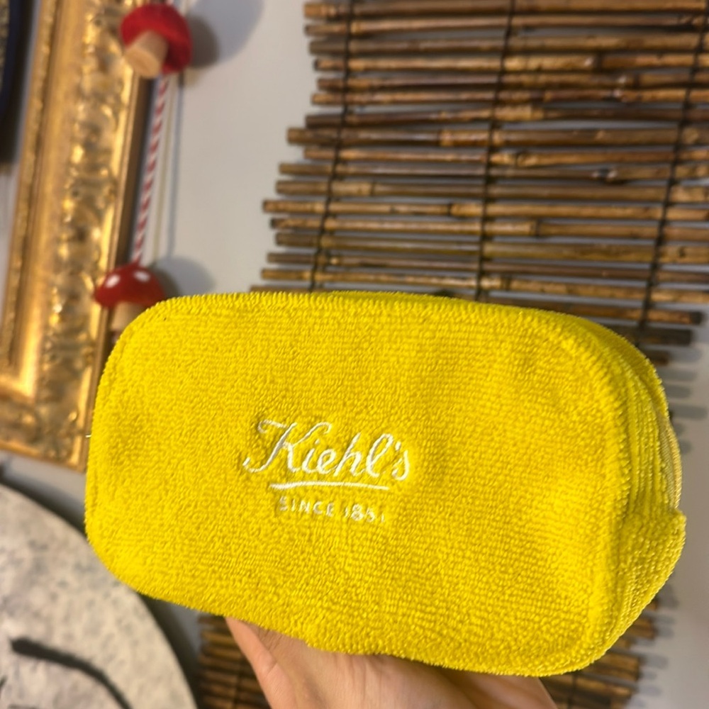 NWOT Kiehl’s Make up pouch BRIGHT YELOW